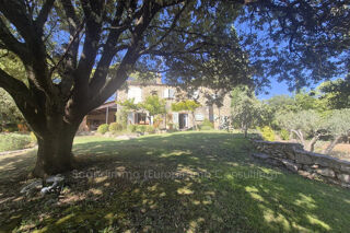  Maison � vendre 7 pi�ces 200 m�