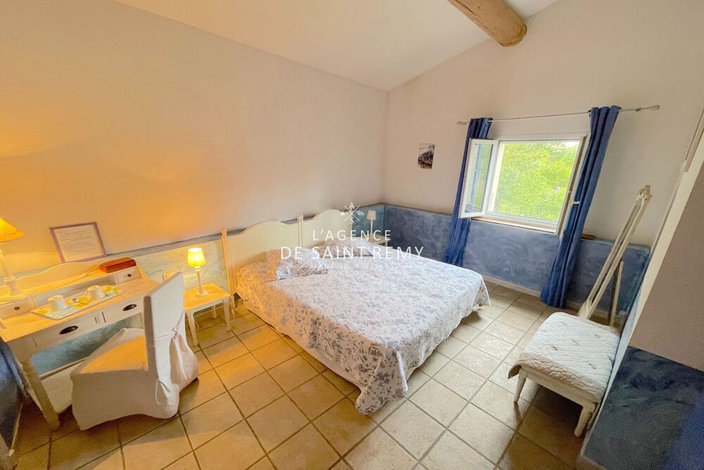 à vendre  Maison Saint-Rémy-de-Provence (13210)