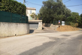  Parking / Garage à vendre 13 m²
