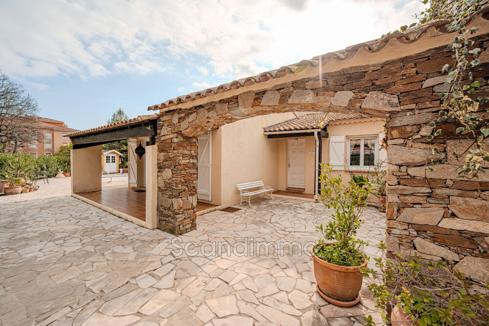  vendre  Maison Bormes-les-Mimosas (83230)