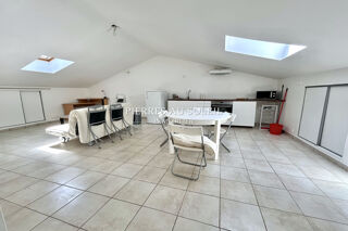  Appartement à louer 2 pièces 37 m²