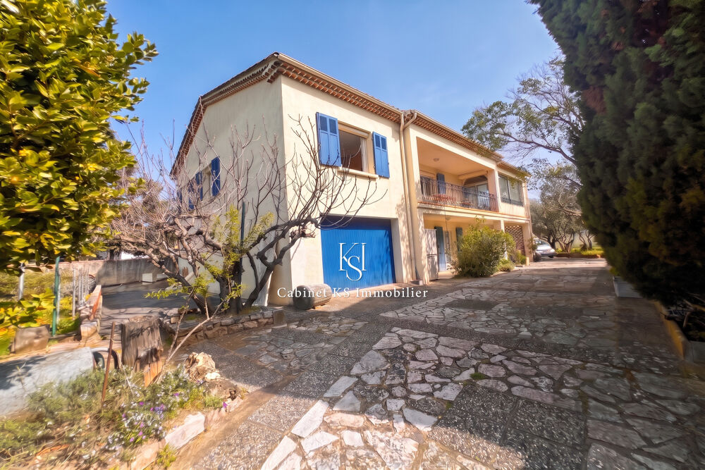 Saint Maximin, 193 M2 sur 892 m2 de terrain idéal commerces