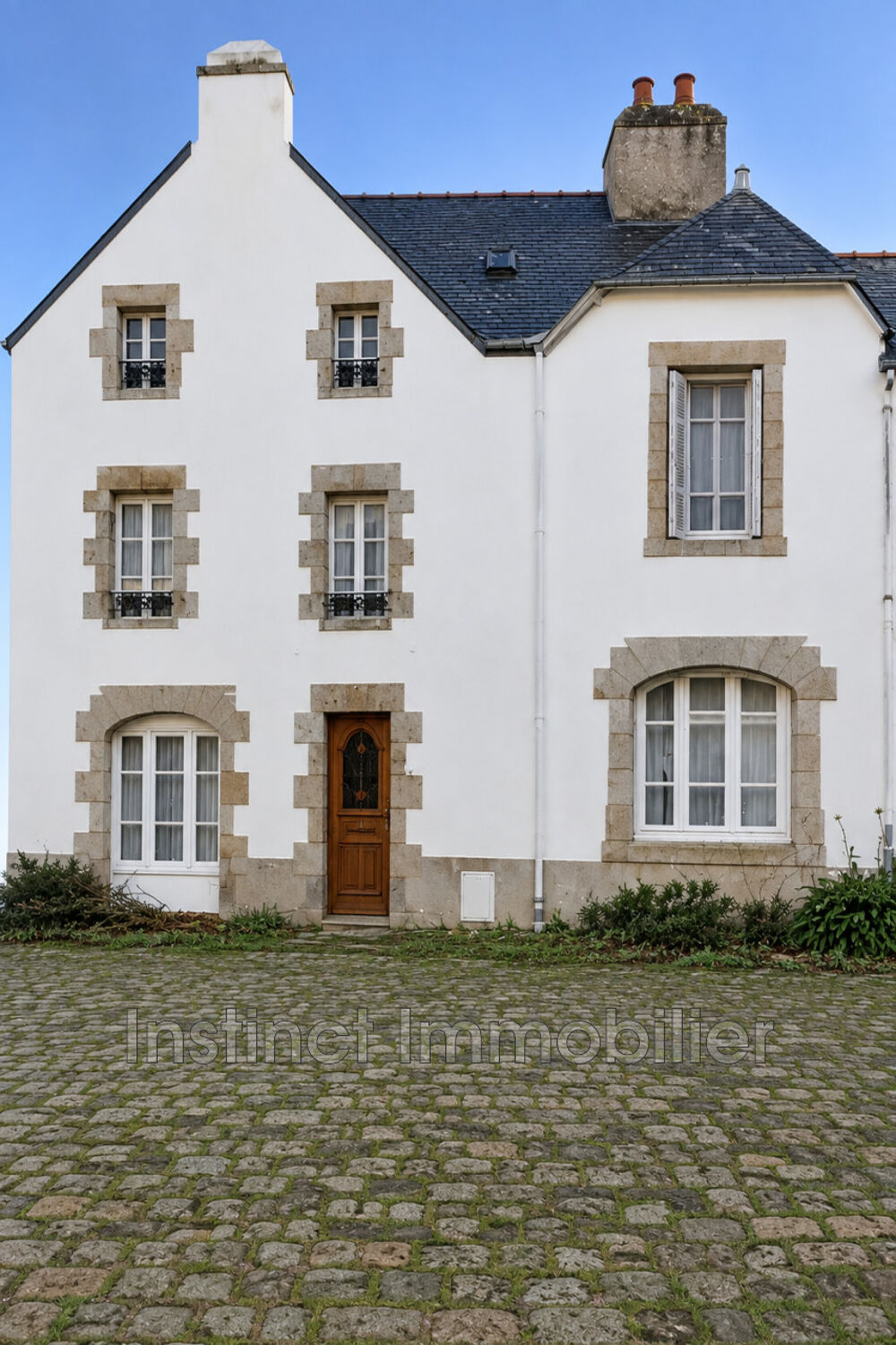 Grande maison de caractère de 182 m² avec toit terrasse ? Pont