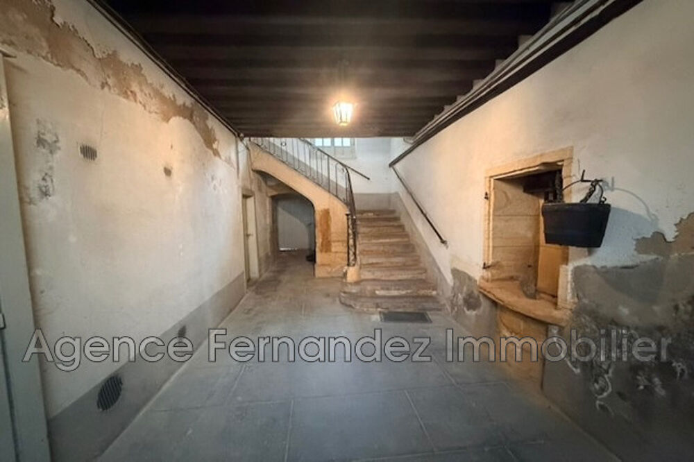 Vente Maison Immeuble de ville à rénover. Marcigny