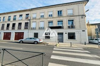  Immeuble  vendre 15 + pices 492 m