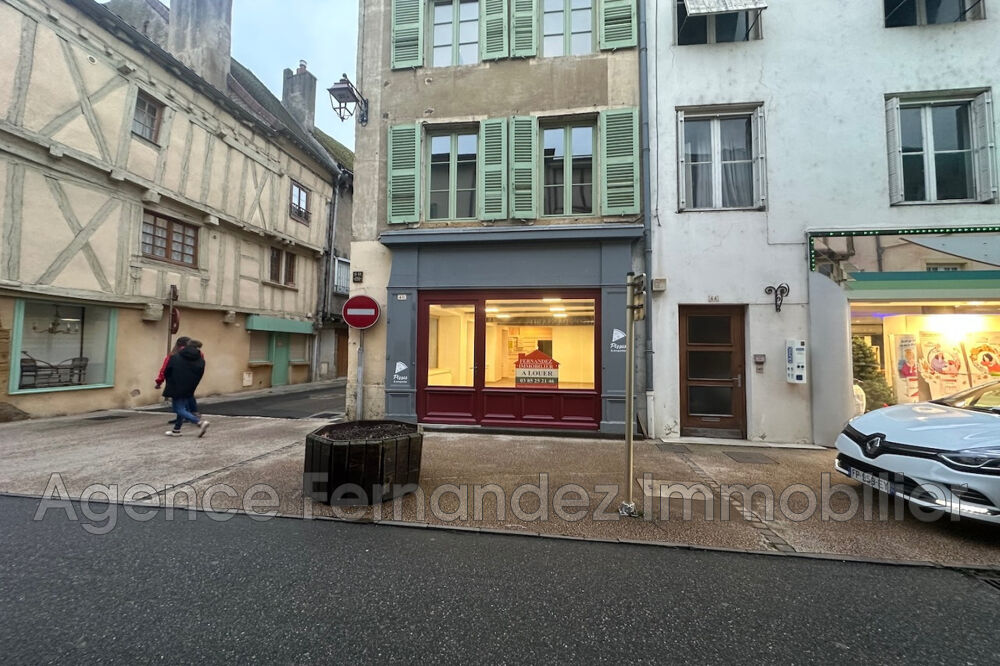 Location Appartement Appartement type 2 centre ville. Marcigny