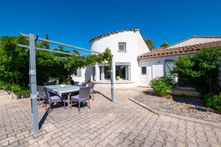  Maison � vendre 9 pi�ces 234 m�