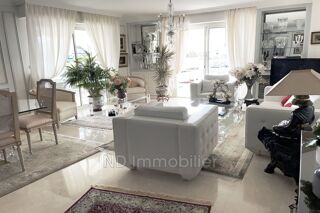  Appartement à vendre 5 pièces 174 m²