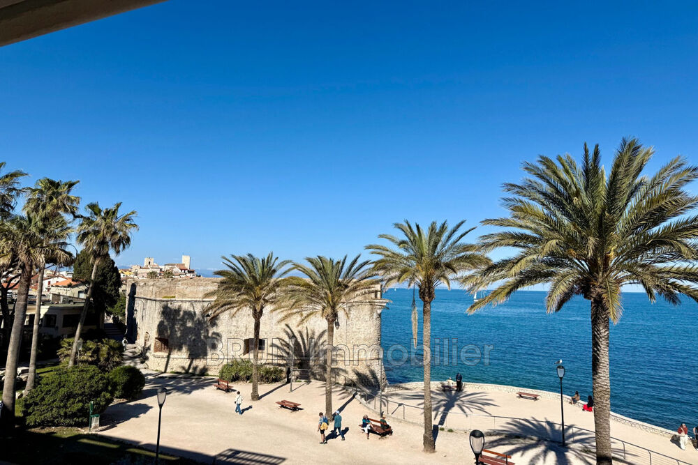 � vendre  Appartement Antibes (06600)