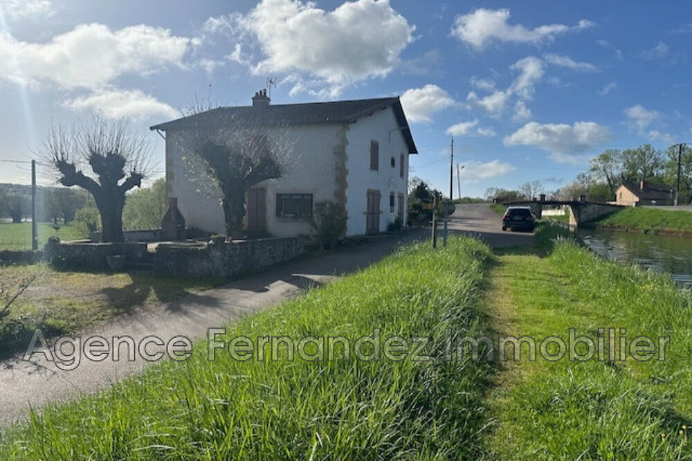 Vente Maison Ancien restaurant à rénover en bordure de Canal Iguerande