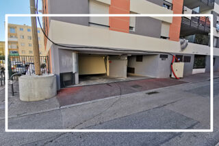 Parking / Garage  vendre 15 m