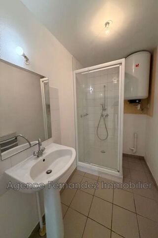  Appartement à louer 2 pièces 55 m²