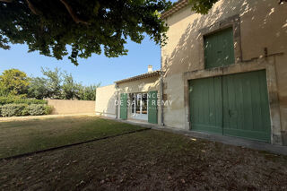  Maison � vendre 5 pi�ces  Ch�teaurenard