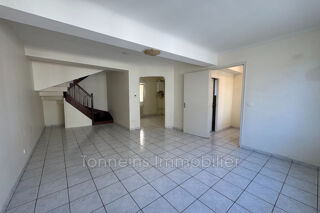 Maison à louer 4 pièces 83 m²