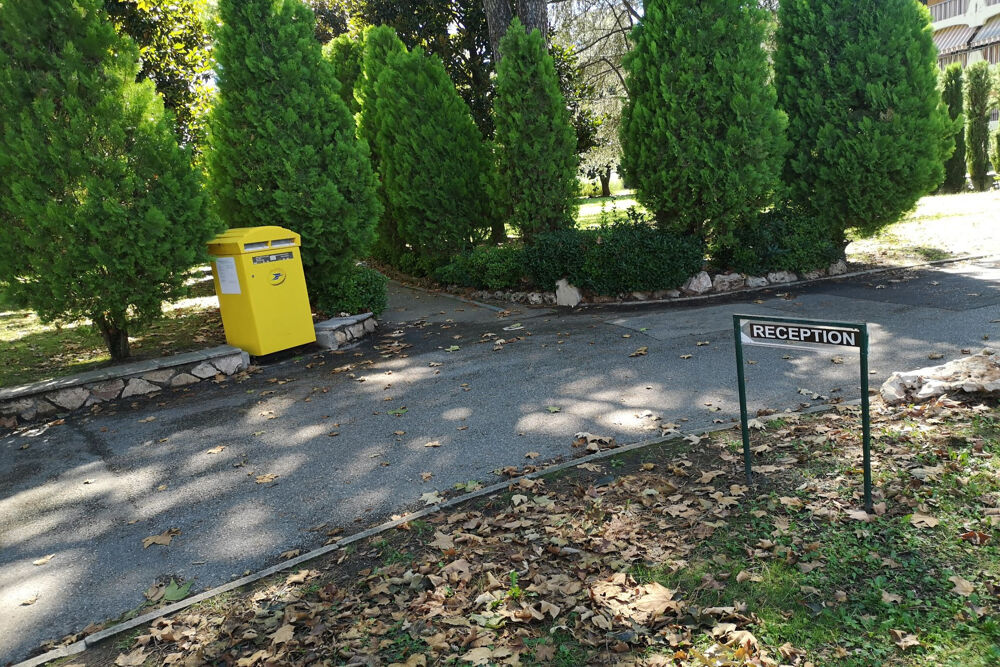 Vente Parking/Garage GARAGE 12 M² : LES 3 RIVIERES Mandelieu-la-napoule