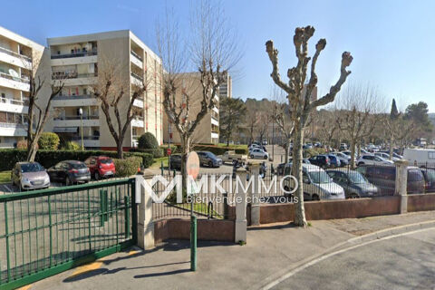  Parking / Garage � louer 