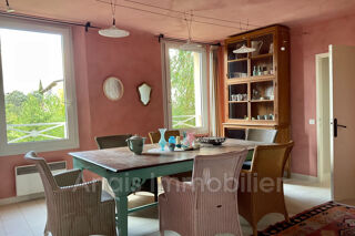  Maison � vendre 9 pi�ces 250 m�