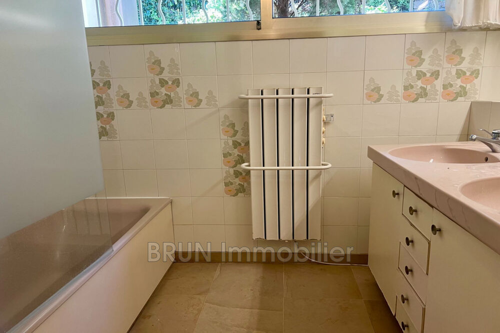 � vendre  Appartement Antibes (06600)