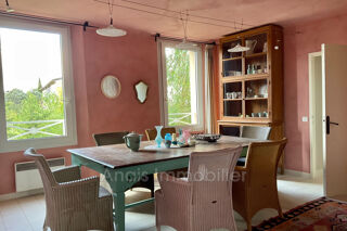  Maison � vendre 9 pi�ces 250 m�