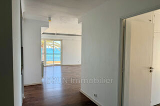  Appartement � vendre 3 pi�ces 99 m�