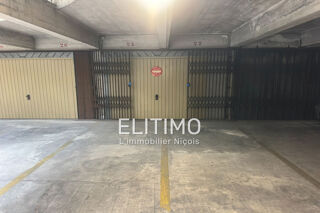  Parking / Garage à vendre 30 m² Nice