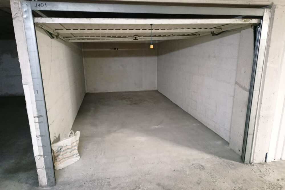 Vente Parking/Garage LOT 3 BOX GARAGES 12 M² : LES 3 RIVIERES Mandelieu-la-napoule