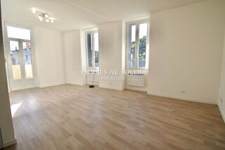  Appartement à louer 2 pièces 55 m²
