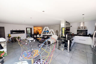  Maison à vendre 5 pièces 184 m²