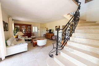  Maison à vendre 6 pièces 182 m²