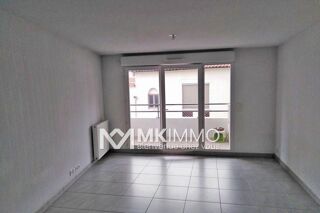 Appartement à louer 3 pièces 59 m²