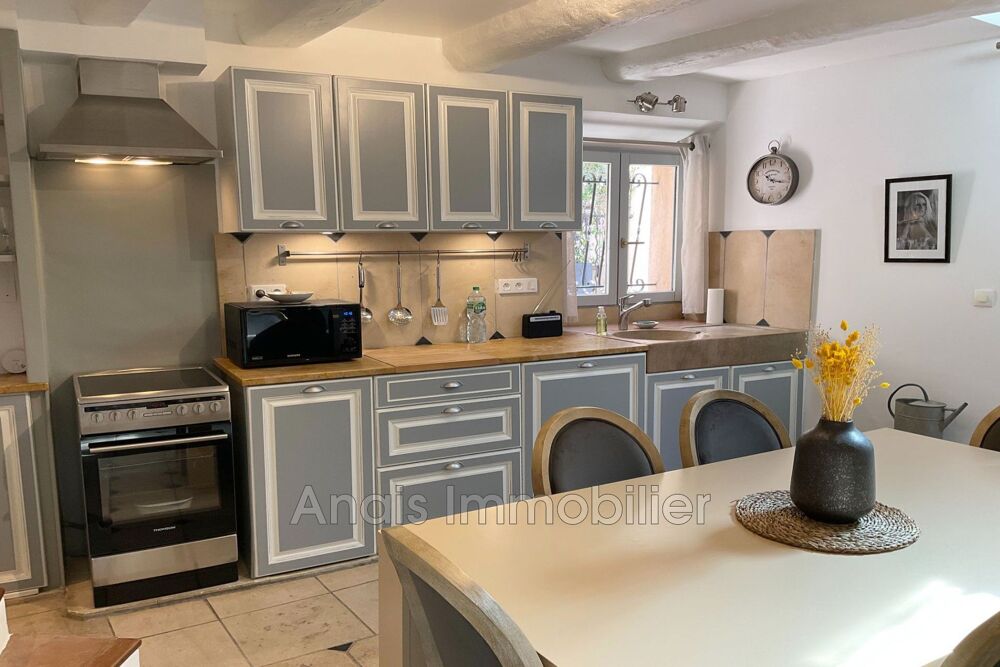 Maison de village 67 m² avec terrasse tropézienne - charme & c