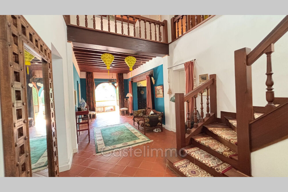 Vente Maison Maison de caractère avec dépendance et gîte sur 15 060 m². Moissac