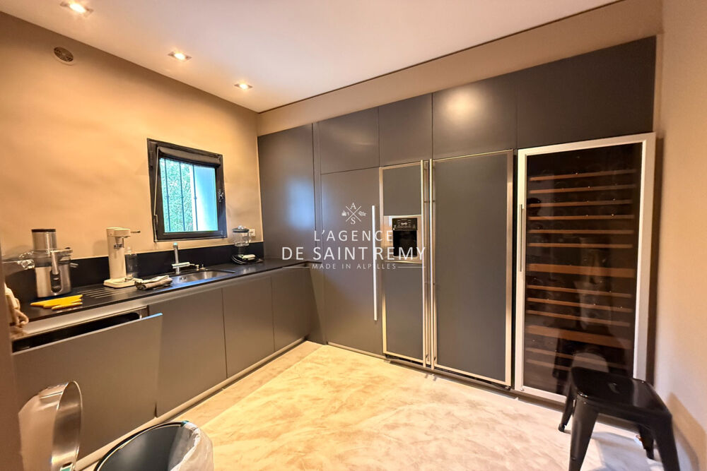 à vendre  Maison Saint-Rémy-de-Provence (13210)