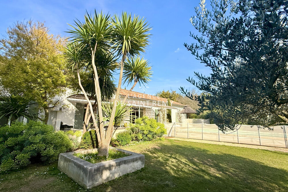 Maison de charme début XXe avec piscine et jardin