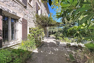  Maison � vendre 11 pi�ces 