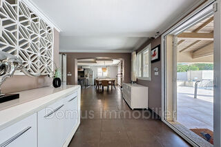  Maison  vendre 7 pices 200 m