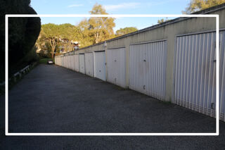  Parking / Garage  vendre 13 m