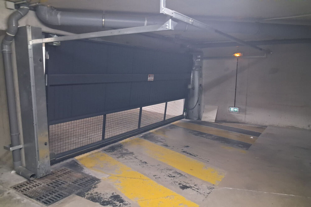 Vente Parking/Garage PARKING SOUS SOL 10 M² : BOXABLE Vallauris