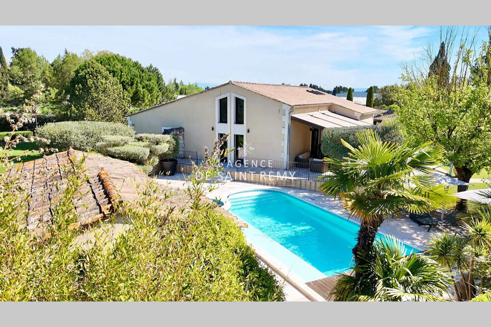 Élégance Provençale : Luxueuse Propriété avec Jardin Paysager