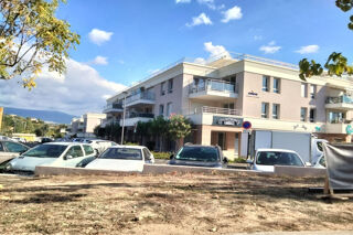  Parking / Garage à vendre 13 m²