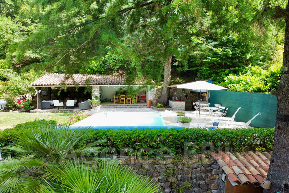 � vendre  Maison Tourrette-Levens (06690)