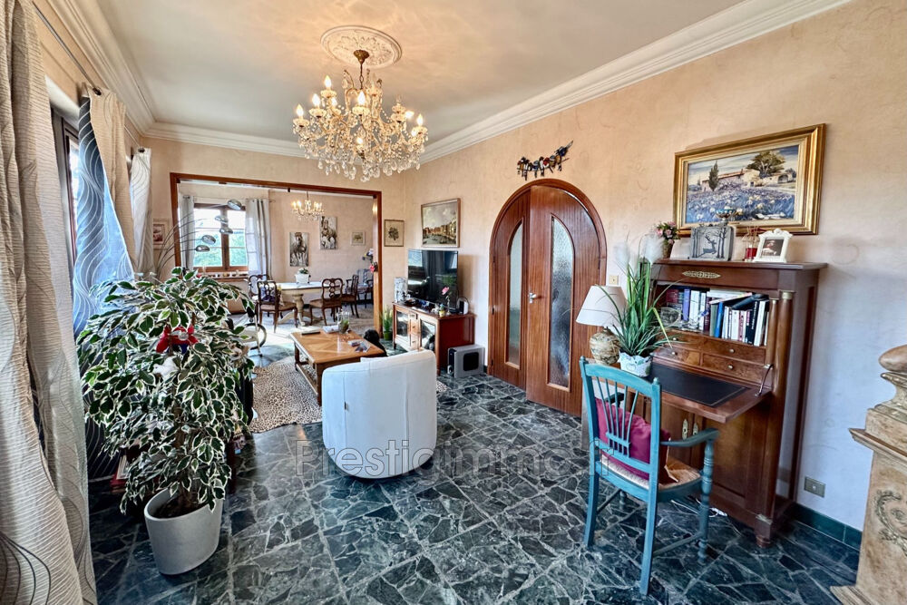 � vendre  Maison Roquefort-les-Pins (06330)