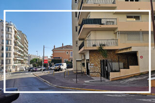  Parking / Garage  vendre 14 m