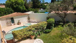  Maison  vendre 6 pices 211 m