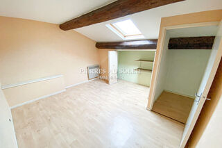  Appartement à louer 3 pièces 69 m²