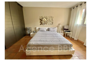  Maison  vendre 4 pices 194 m