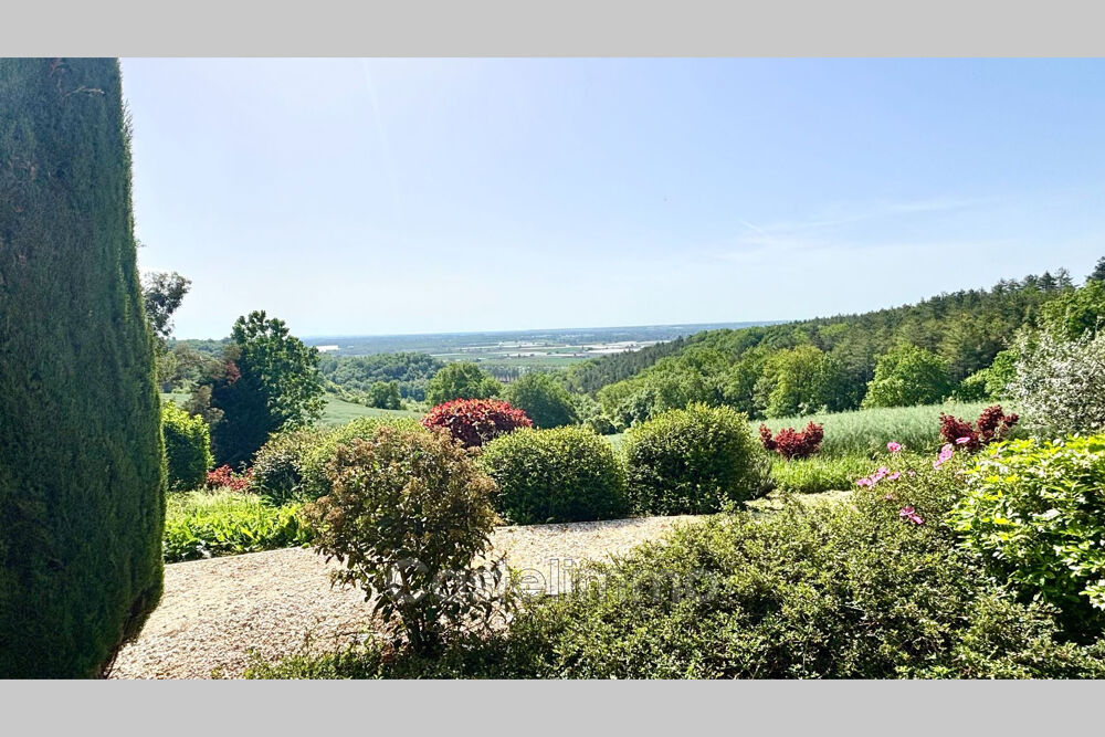 Maison contemporaine 151 m² avec vue Pyrénées. Prestations hau