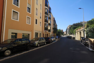  Parking / Garage à vendre 190 m²