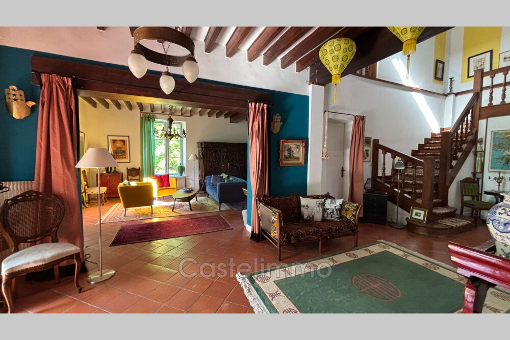 Vente Maison Maison de caractère avec dépendance et gîte sur 15 060 m². Moissac