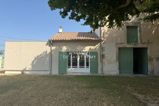  Maison � vendre 5 pi�ces  Ch�teaurenard